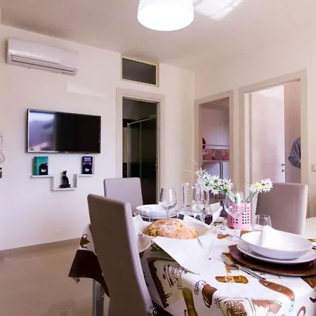 Mareblu ポッツァッロ